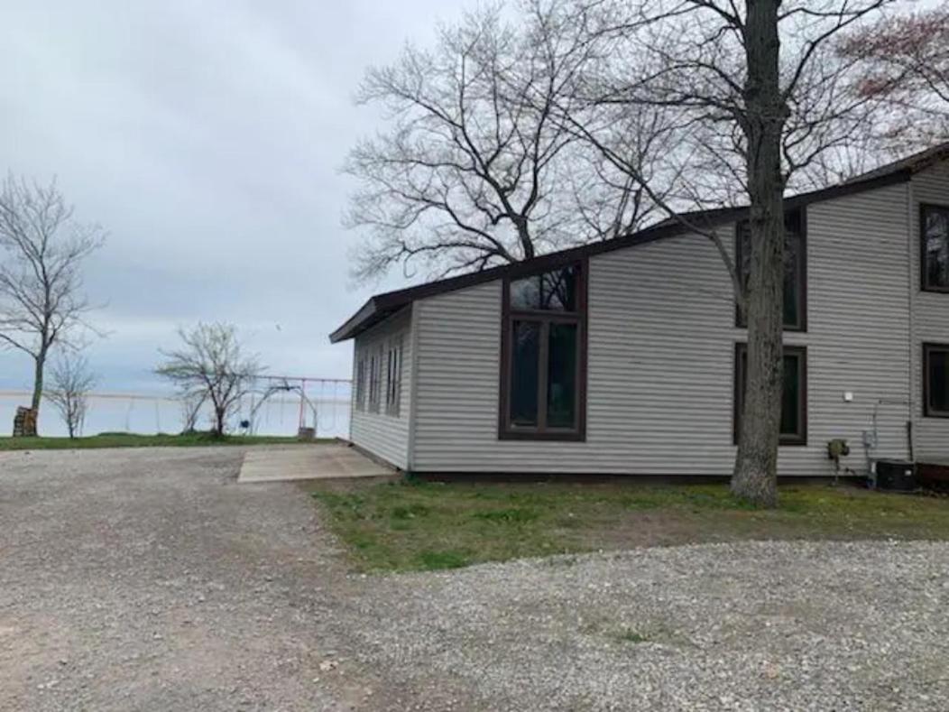 Cozy Home Lake Huron With Loft 2 Bedroom 1 Bathroom Au Gres Esterno foto