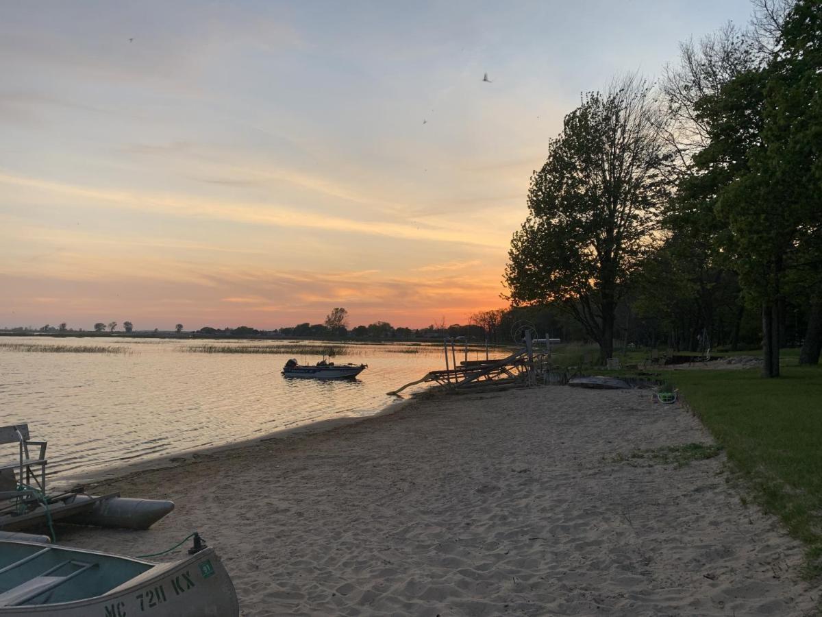 Cozy Home Lake Huron With Loft 2 Bedroom 1 Bathroom Au Gres Esterno foto