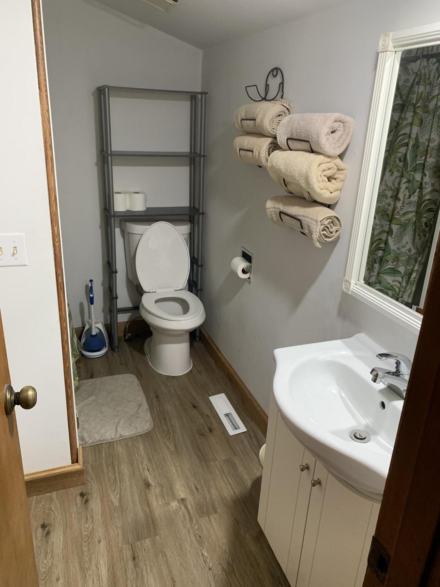Cozy Home Lake Huron With Loft 2 Bedroom 1 Bathroom Au Gres Esterno foto